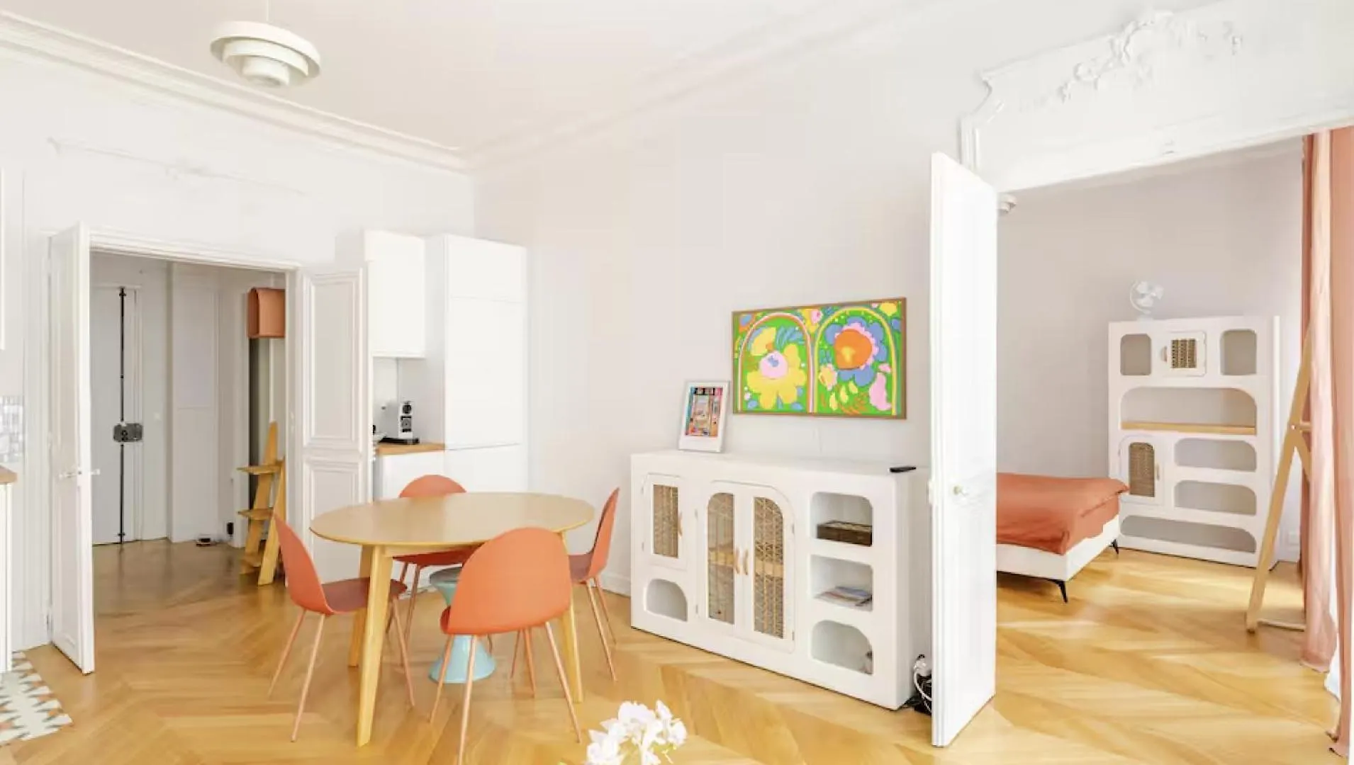 50 M² Lumineux Et Refait A Neuf *