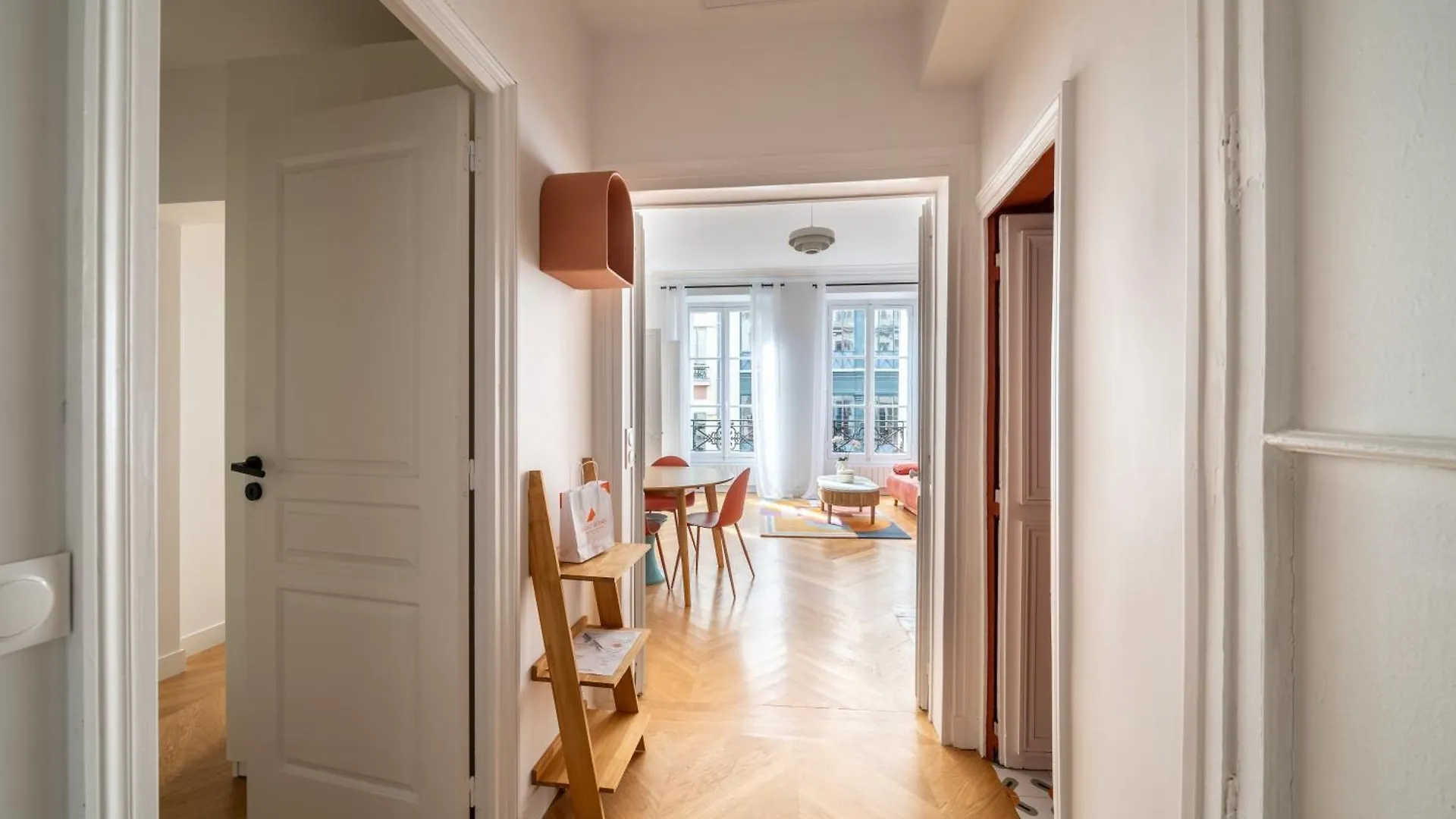 50 M² Lumineux Et Refait A Neuf باريس